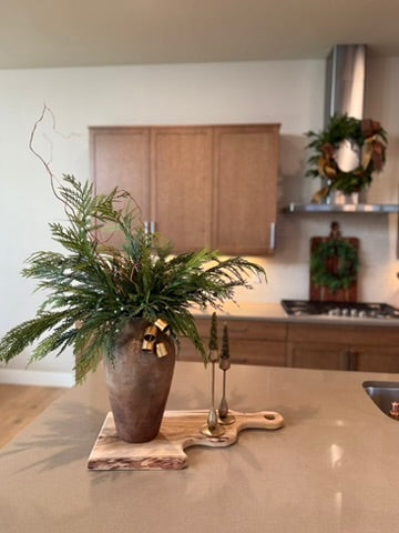 Cedar Pine Pick with Juniper Berries