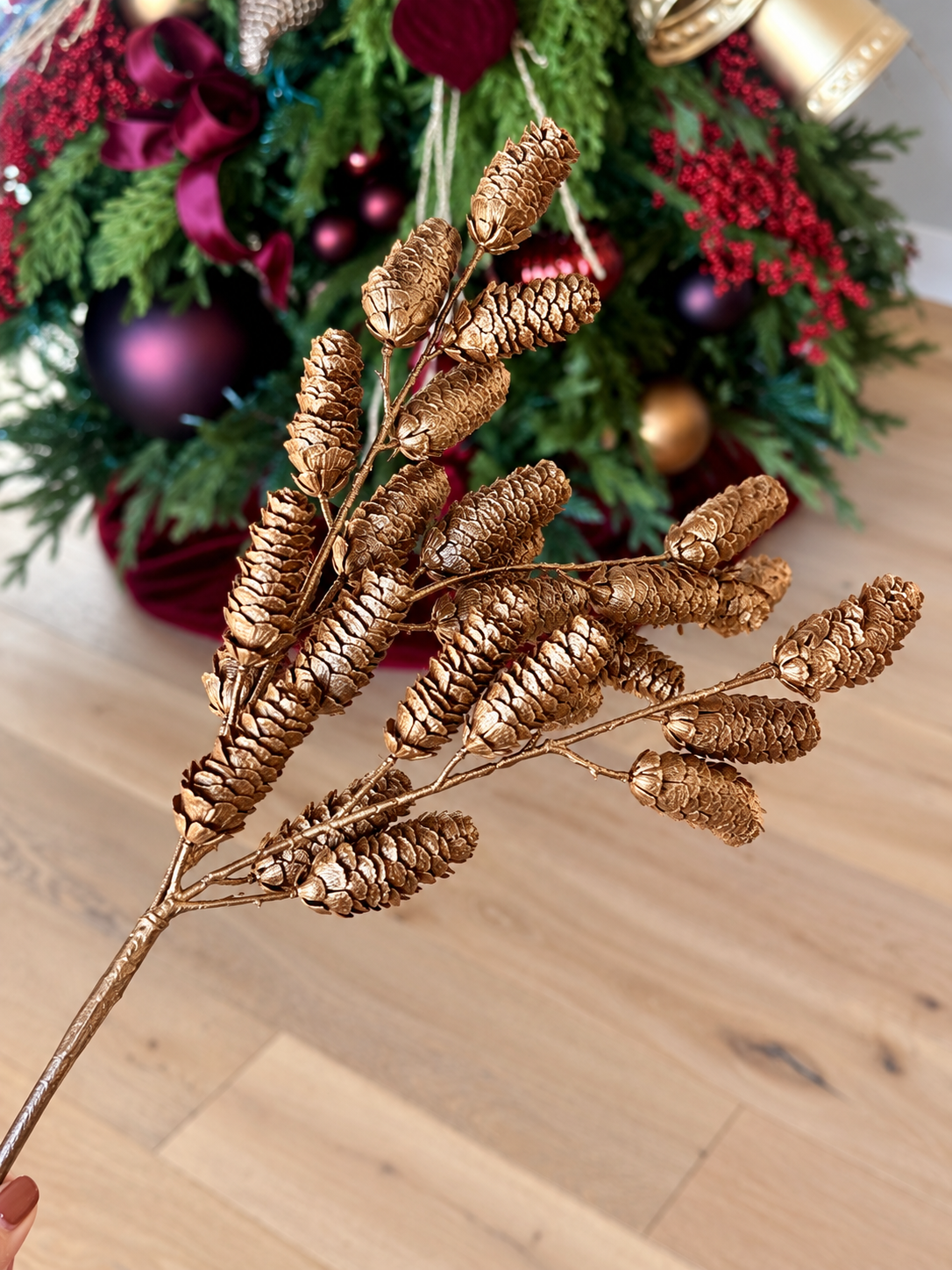 26" Mocha Pinecone Spray