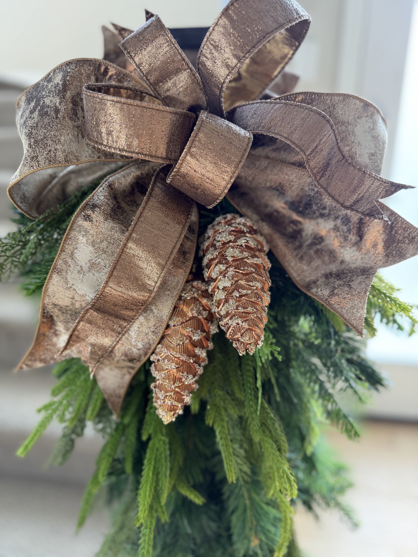 36" Winter/Holiday Pinecone Swag