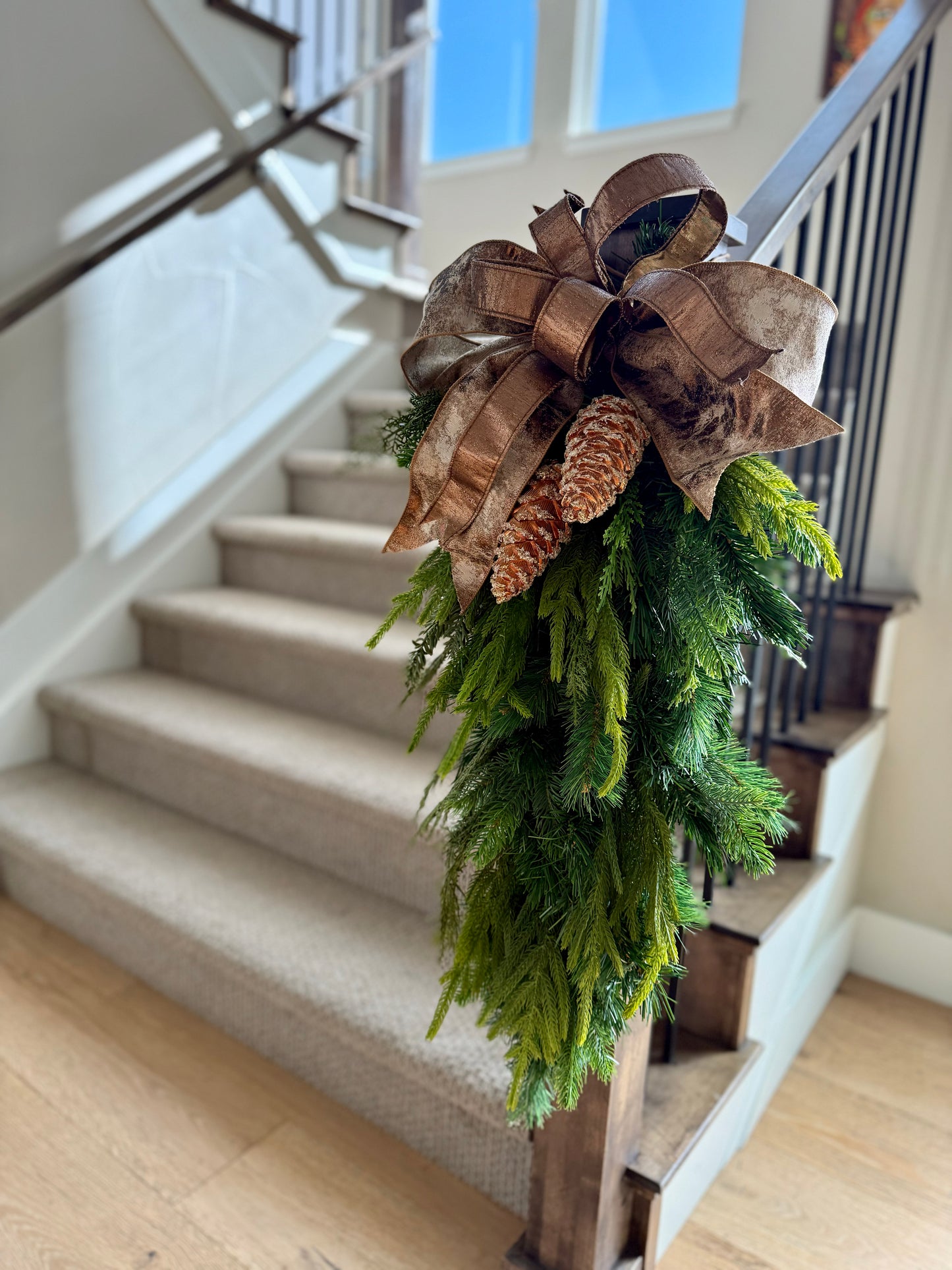 36" Winter/Holiday Pinecone Swag
