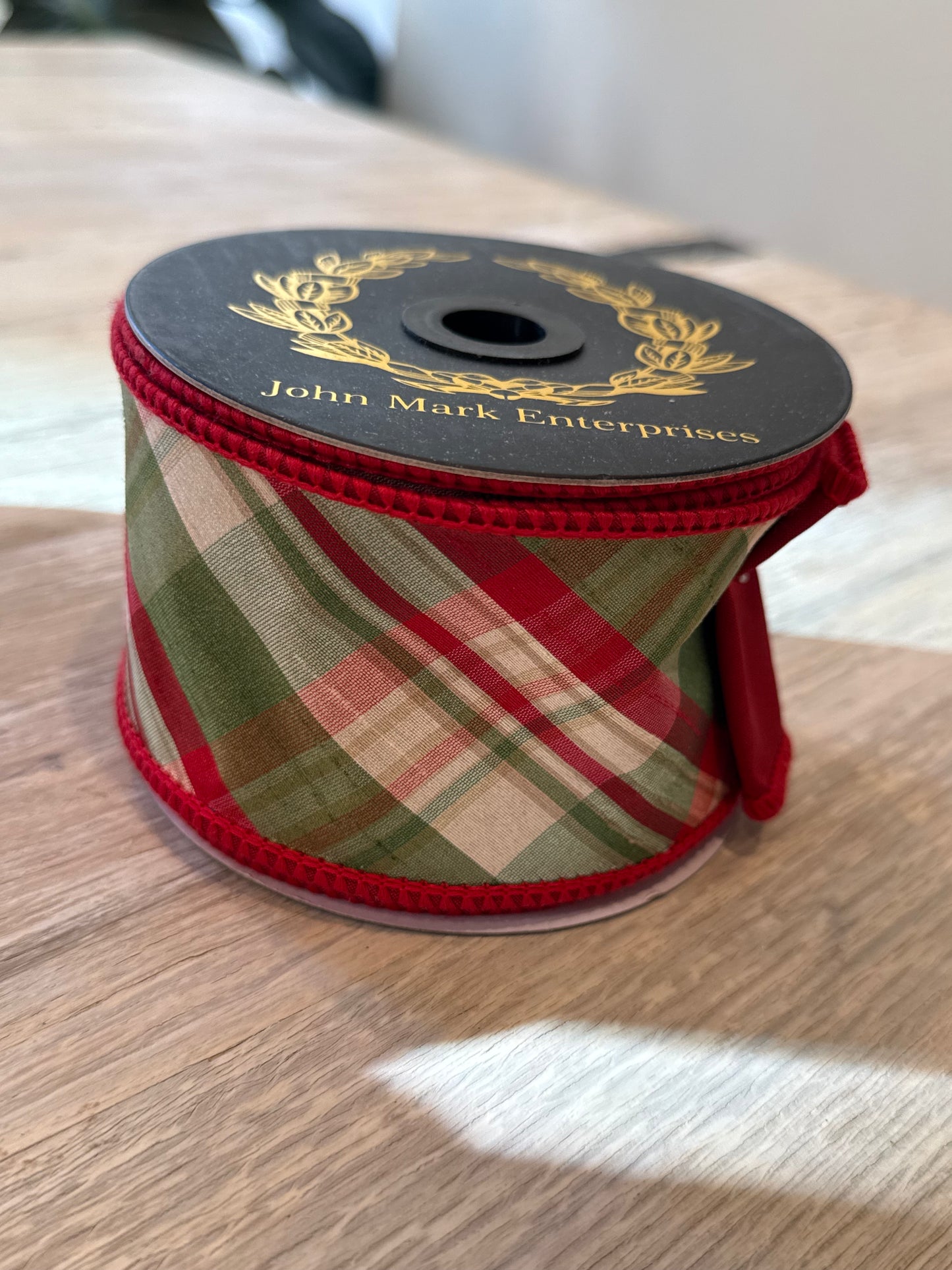 JME Designer Holiday Plaid Dupioni Taffeta Ribbon – 2.5" x 10 Yards