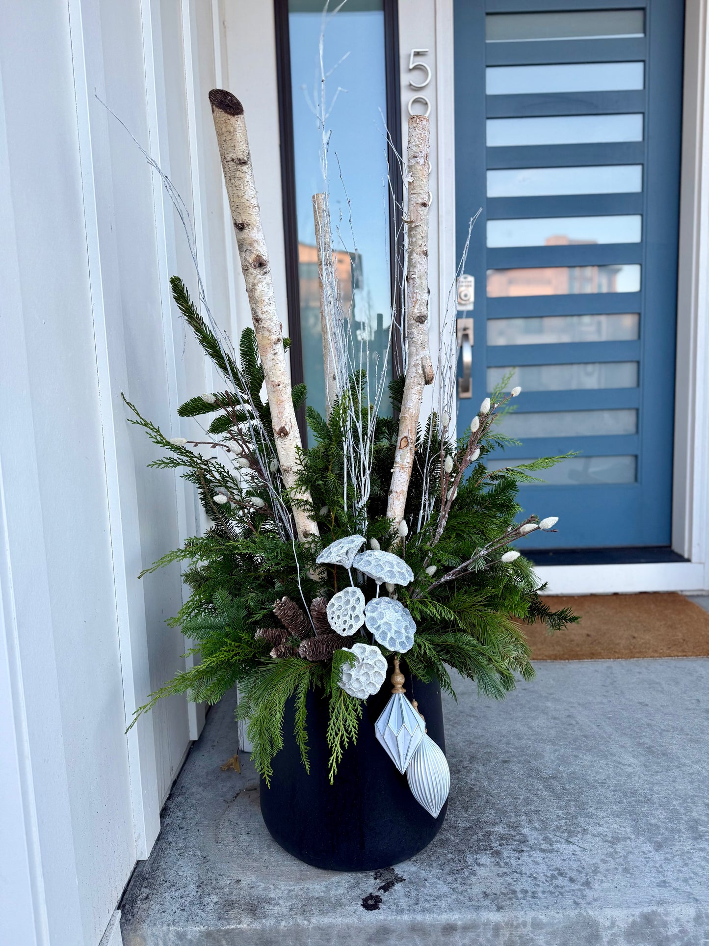 Outdoor Holiday Container Spot