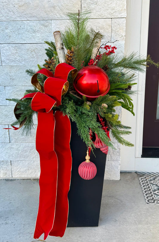 Outdoor Holiday Container Spot