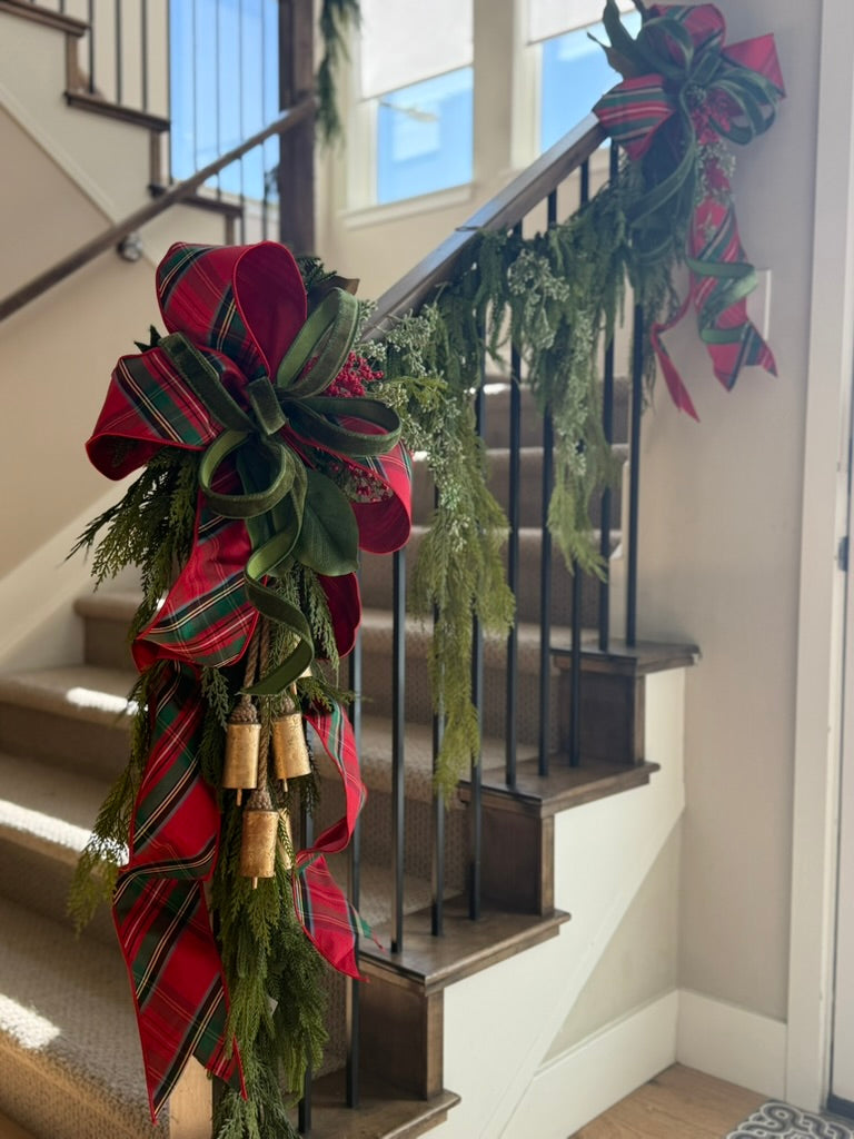 Real Touch Hanging Cedar Garland 52 inches (4.5 Ft)