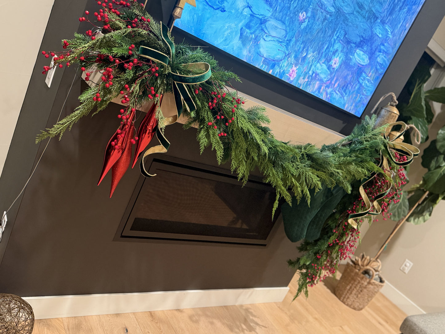Indoor Holiday Styling & Installation - Limited Spots