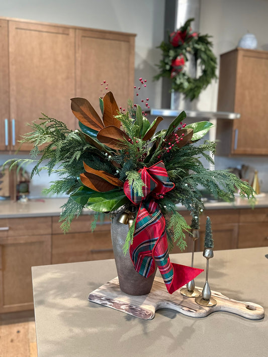 Cedar Pine Pick with Juniper Berries