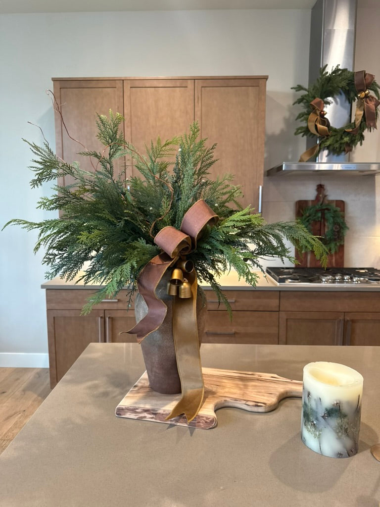 Cedar Pine Pick with Juniper Berries