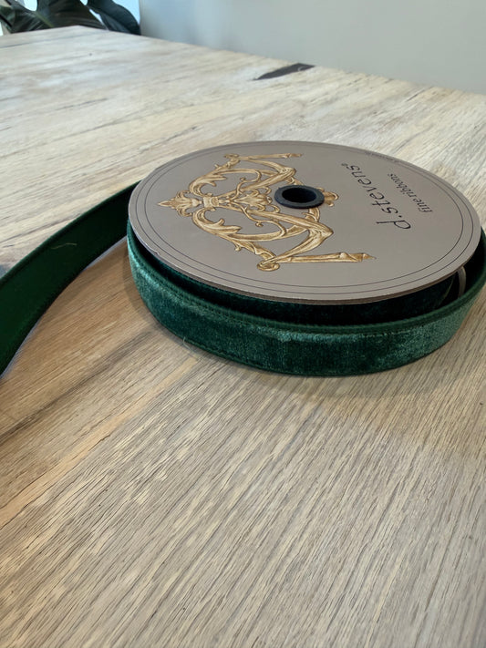 D.Stevens Pine Green Velvet Ribbon – 1" x 10 Yards